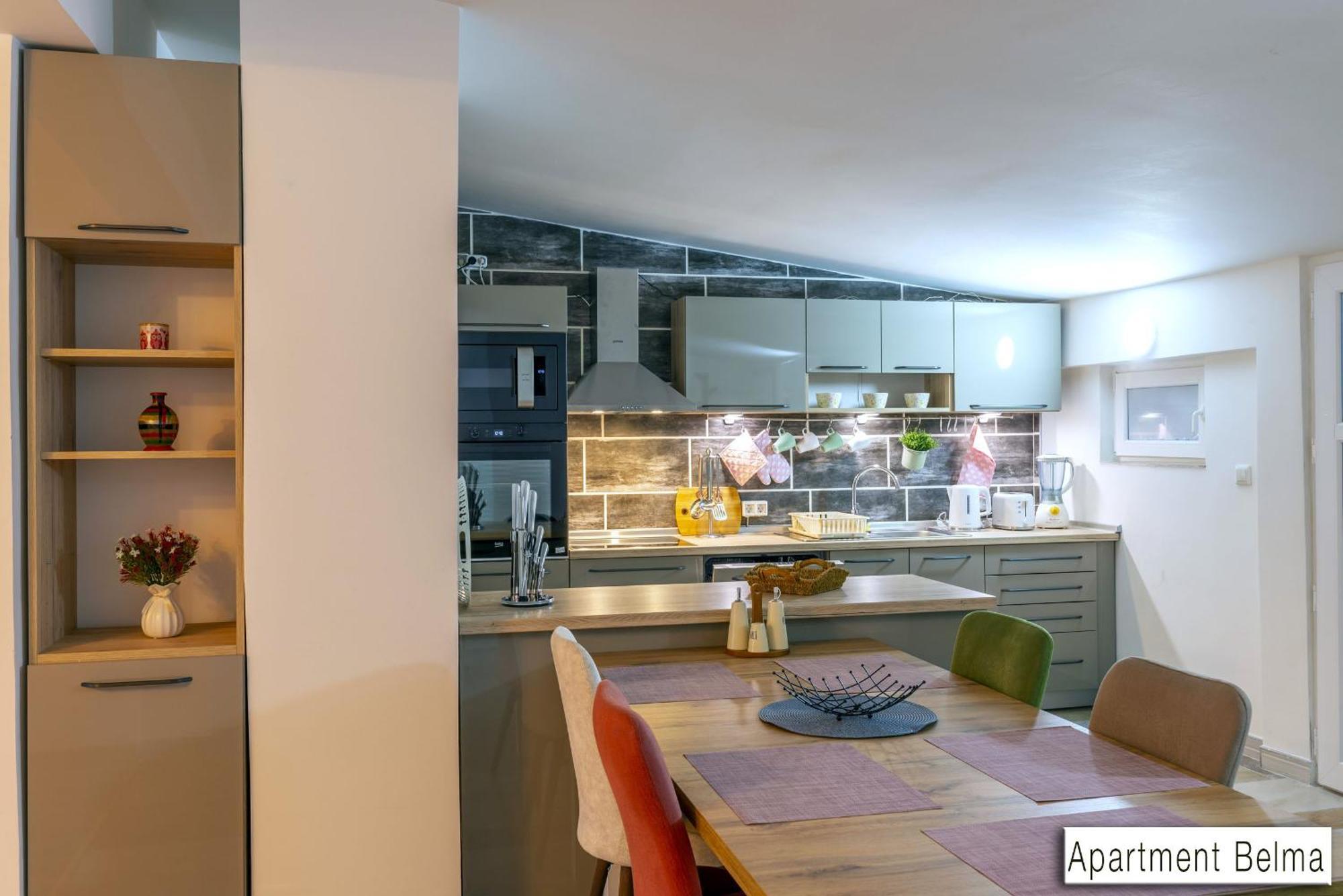 Pansion Beg Apartment Tuzla Bagian luar foto
